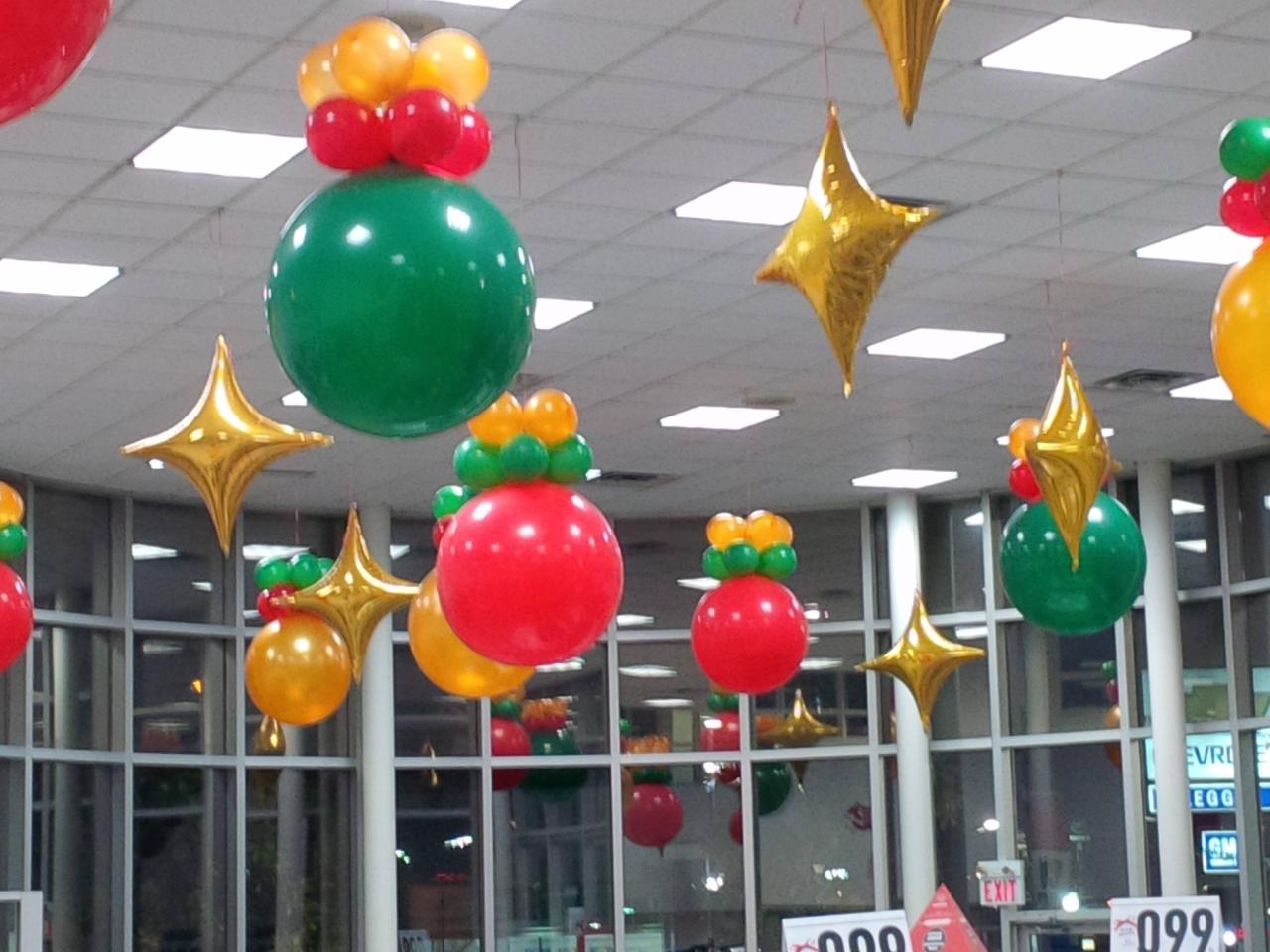 christmas decoration ideas balloons Christmas_3 Balloon Celebrations Toronto