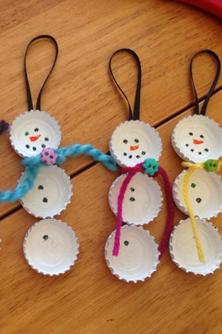 christmas decoration ideas to make with kids Njoy D' Christmas With Homemade Crafts 22 DIY Christmas Craft Ideas