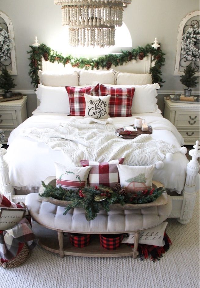 bedroom decor ideas for christmas 25 Christmas Bedroom Decor Ideas for a Cozy Holiday Bedroom!