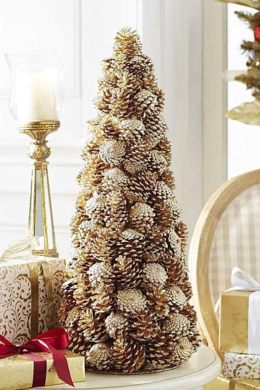 hanging pine cone christmas decor 48 Fabulous Christmas Pine Cone Decorations PIMPHOMEE