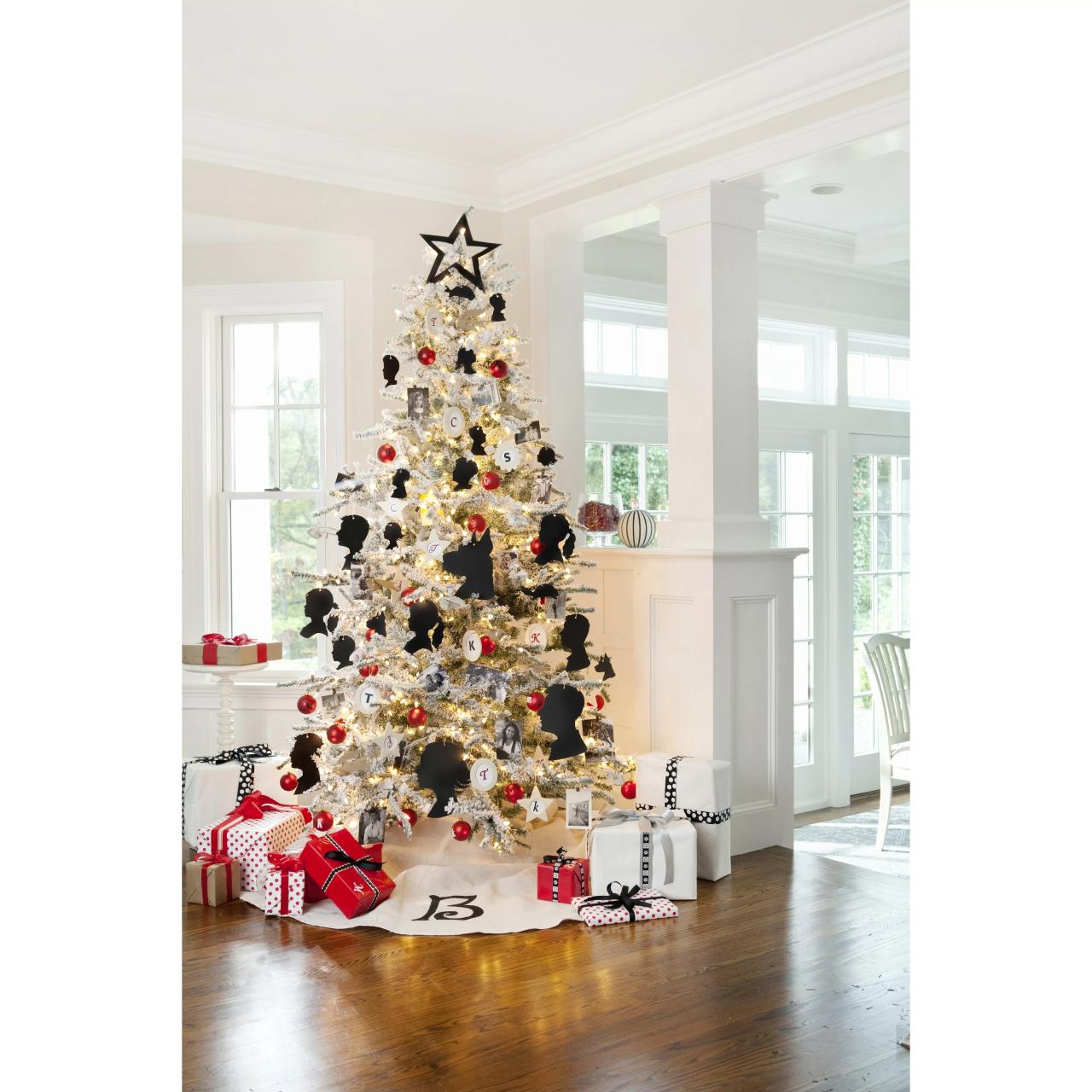 holiday aisle christmas decor The Holiday Aisle 7.5' White Artificial Christmas Tree with 750 Clear