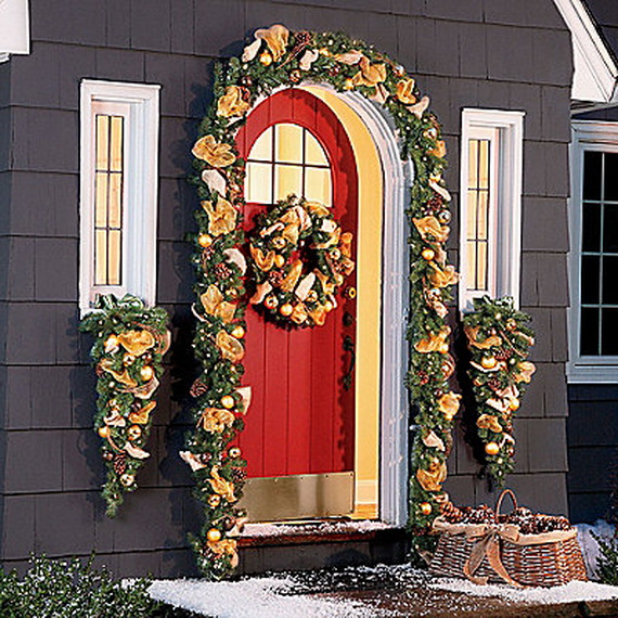 christmas entryway decor ideas 50 Fresh Festive Christmas Entryway Decorating Ideas