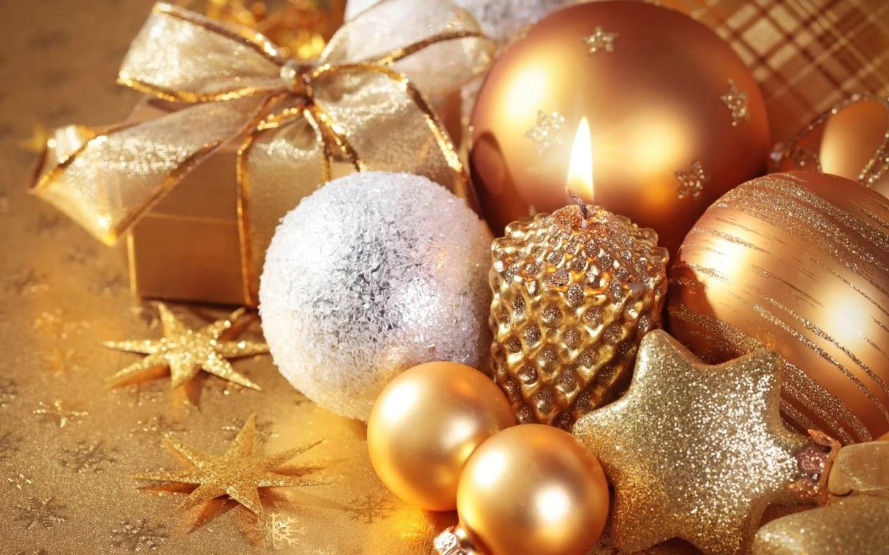 christmas decor ideas gold Gold Christmas Ornaments Pictures & Photos