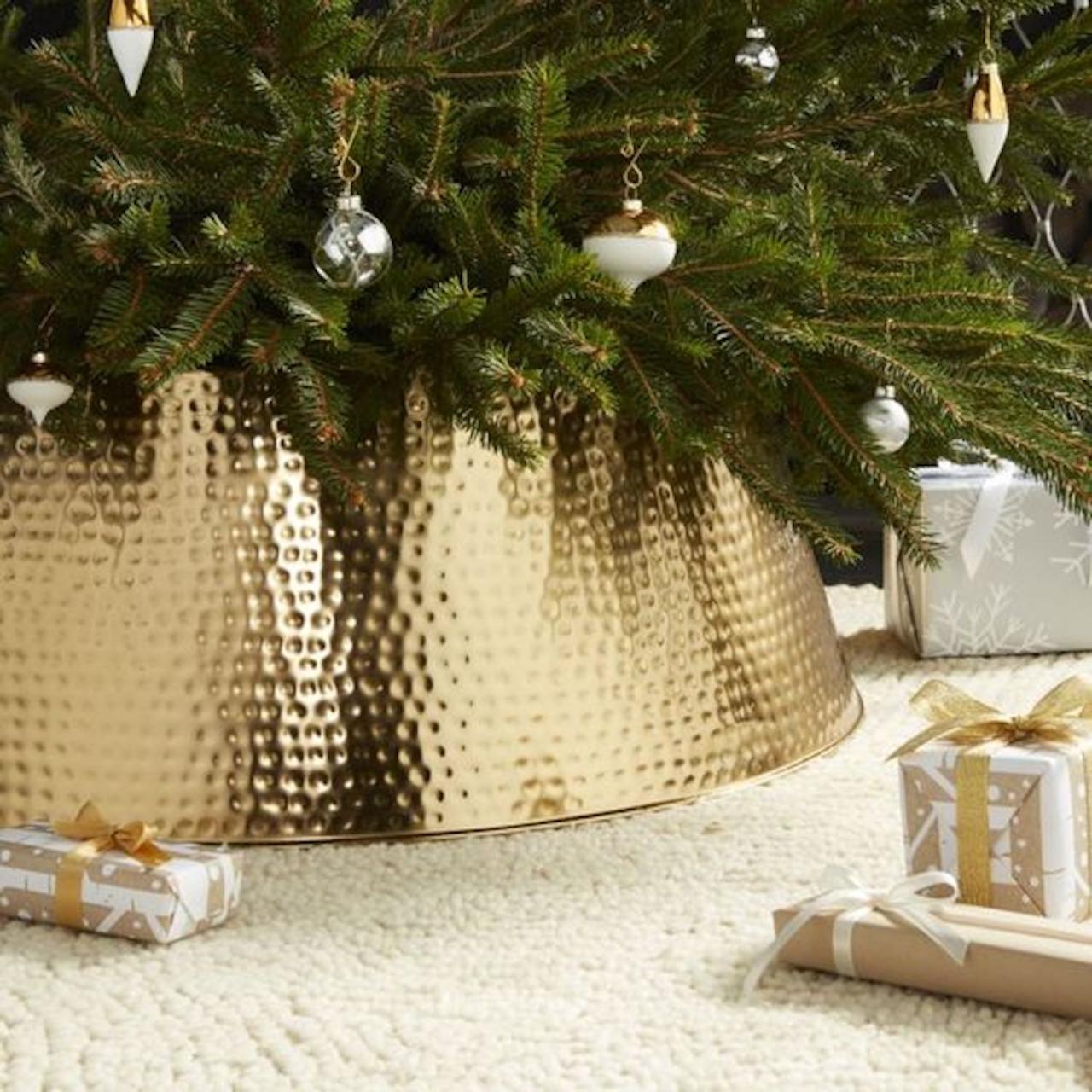 gold decor for christmas tree Gold Christmas Tree Decor Ideas Gold Decorations For Christmas Trees