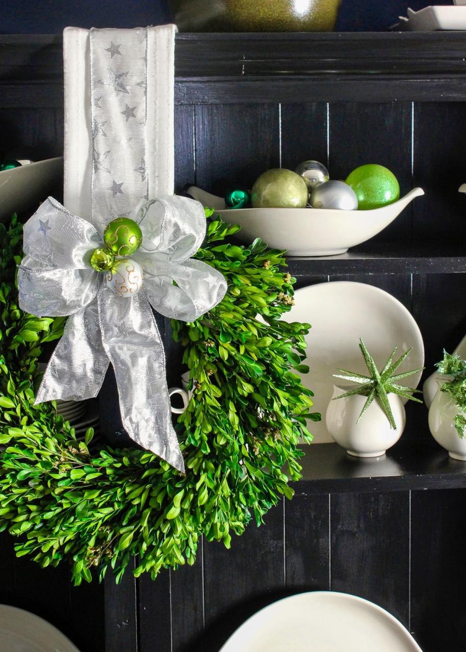 christmas decor ideas green Ideas for Using Green In Your Christmas Decor The Homes I Have Made