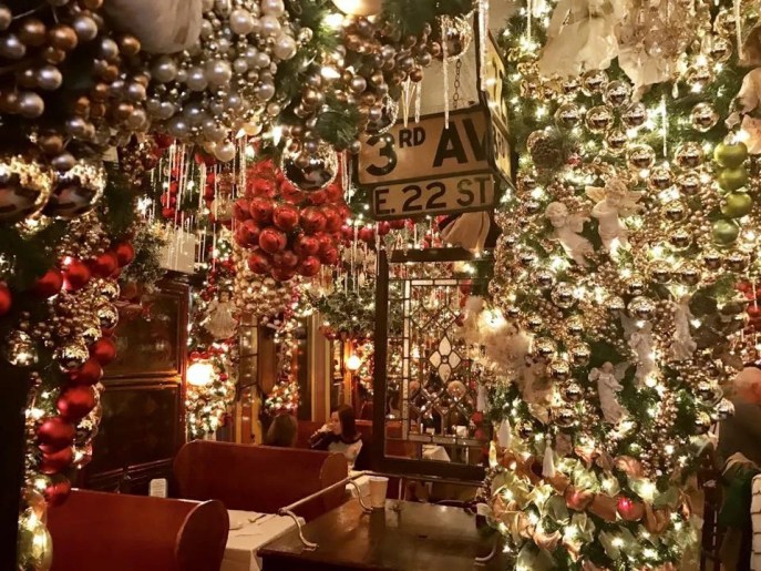 christmas decor restaurants nyc The Best Holiday Restaurants in NYC for Families