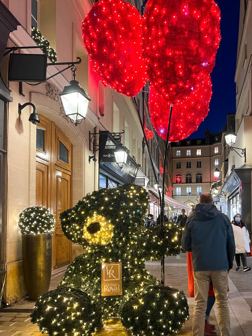 christmas decorations paris 2024 Where To See Best Christmas Lights In Paris in 2024