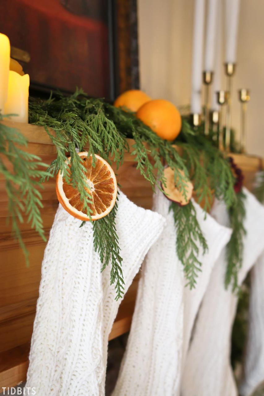 christmas decoration ideas with natural materials Natural Christmas Decorations Tidbits