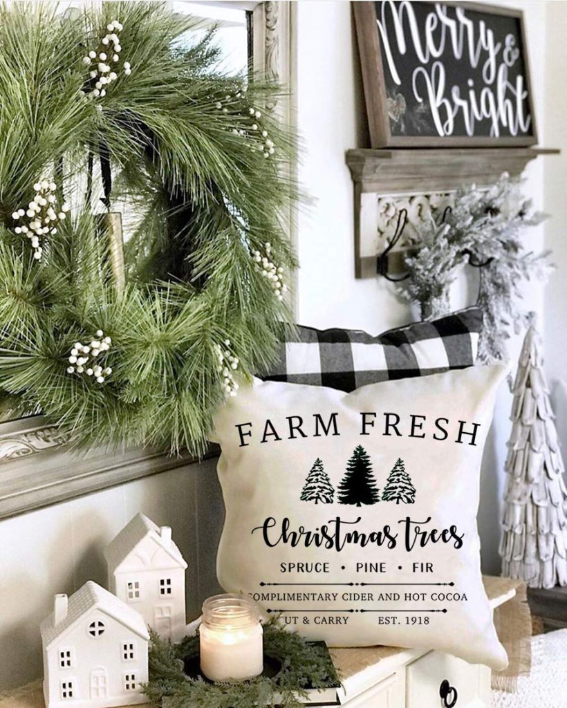 christmas decor modern farmhouse 10 Modern Farmhouse Christmas Decorating Ideas For The Home