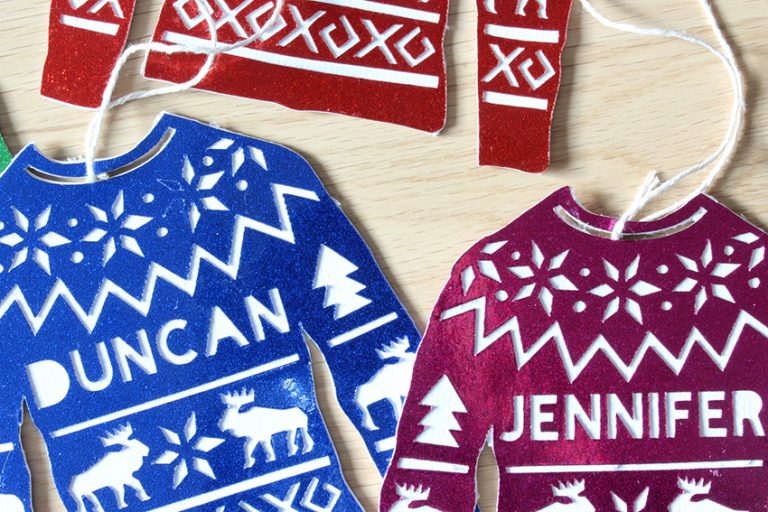 christmas jumper decoration ideas Personalised Christmas jumper decorations DIY Christmas Crafts