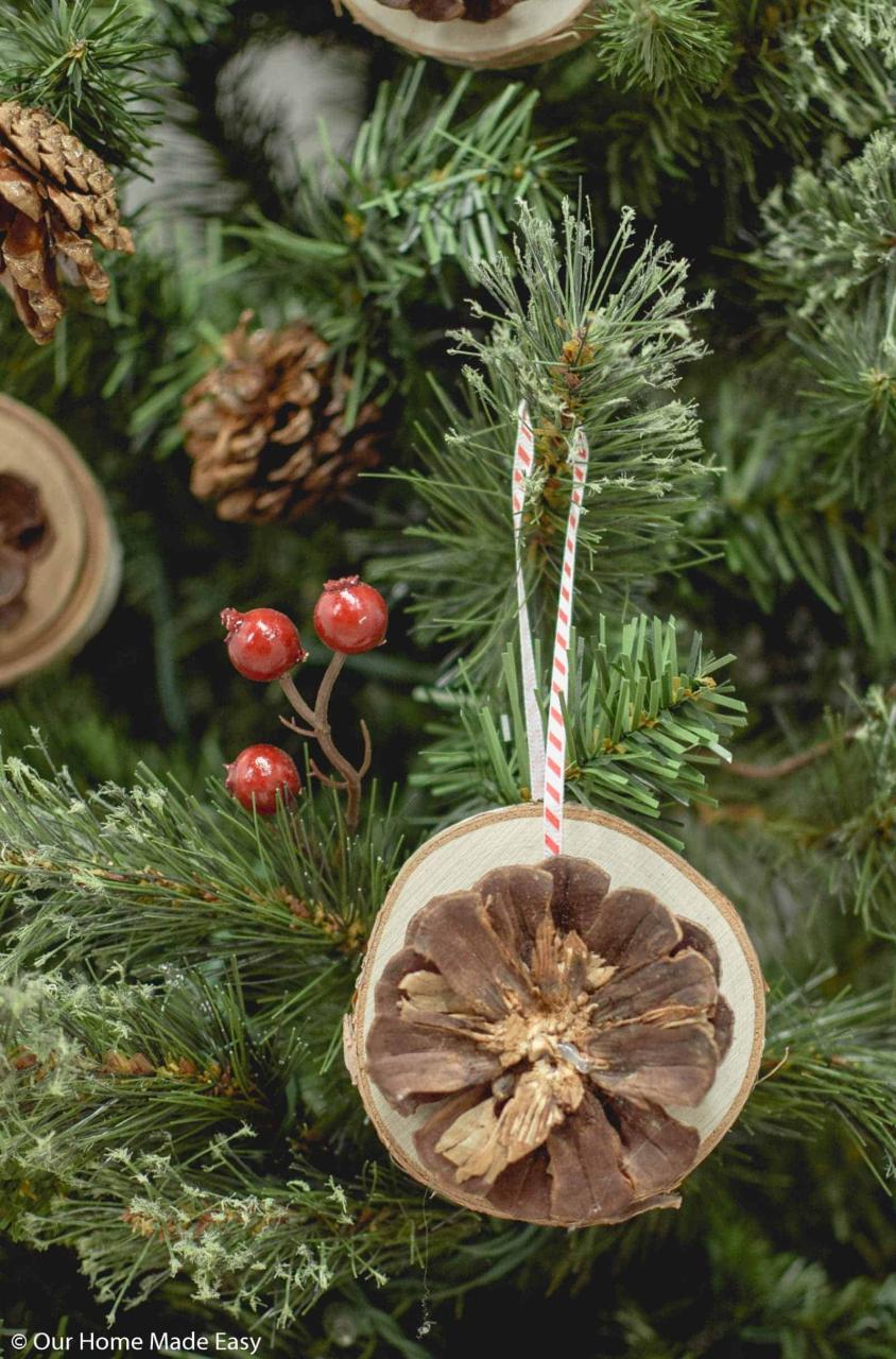 christmas decoration ideas with natural materials 15 Best Christmas Decorations Made From Natural Materials DIY Ideas