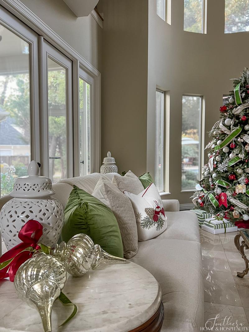 red white green christmas decor Green The Perfect Popular Color to Refresh Red and White Christmas Decor