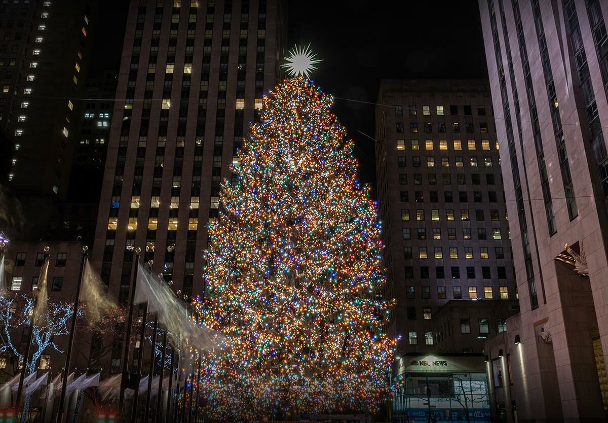 christmas decorations new york 2024 Christmas Tree New York 2024 Leah Sharon