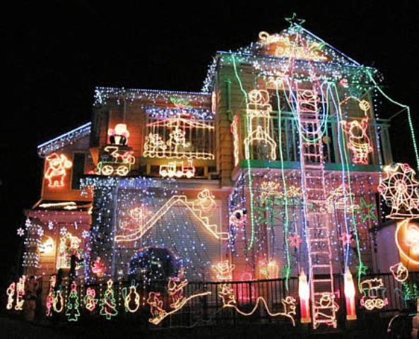 christmas decorations roof ideas Up on the Housetop roof decorations for christmas to Light Up Your Home