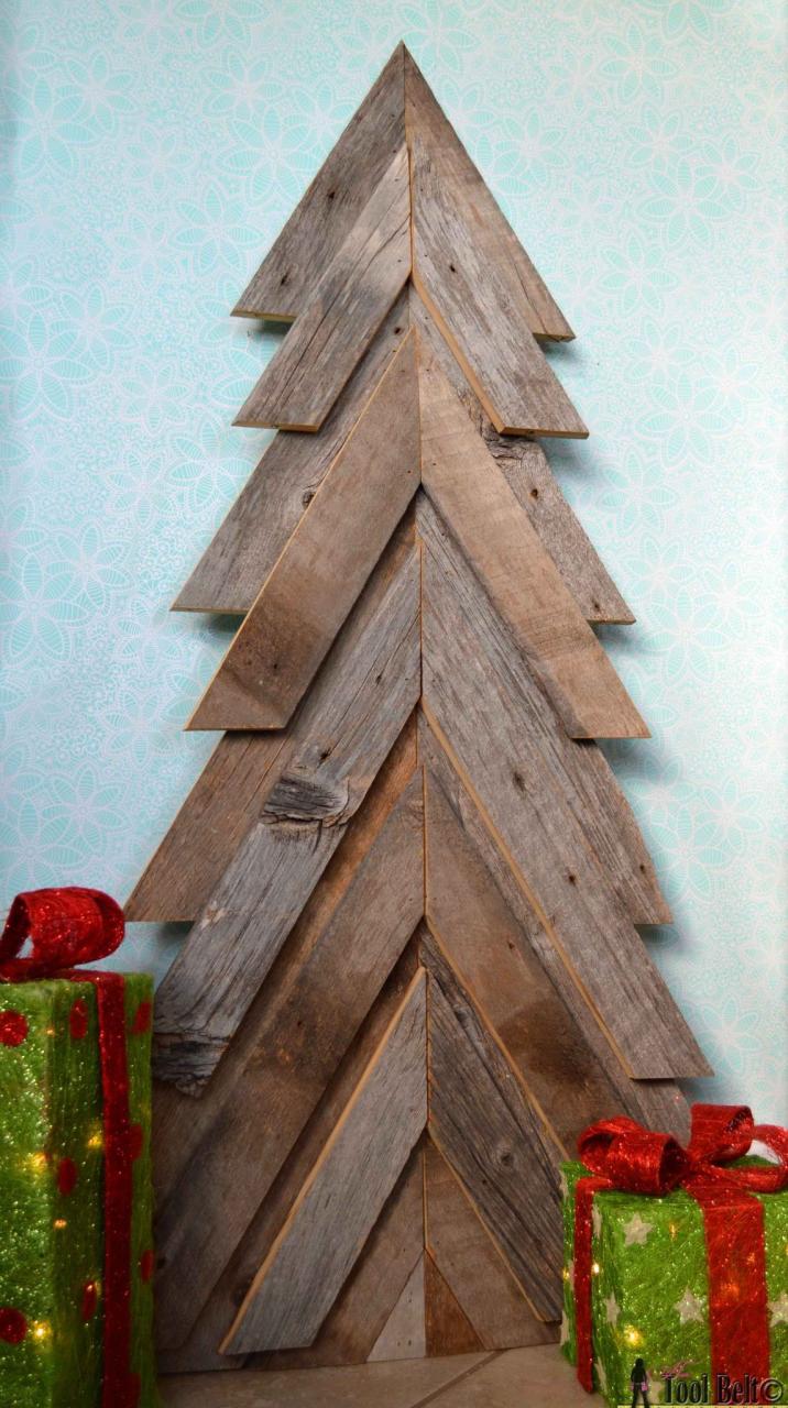 christmas decoration ideas out of wood Charming DIY Decorations For A Rustic Christmas