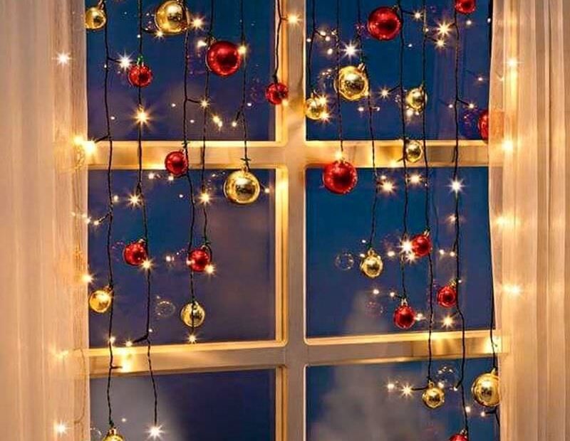 christmas decor for windows 40 Easy Christmas Window Decoration Ideas for 2023