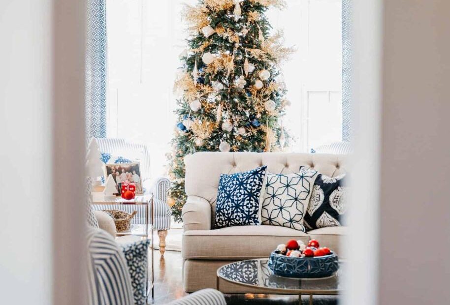 christmas decor ideas blue and white Blue and White Christmas Decorating Ideas Thistlewood Farm