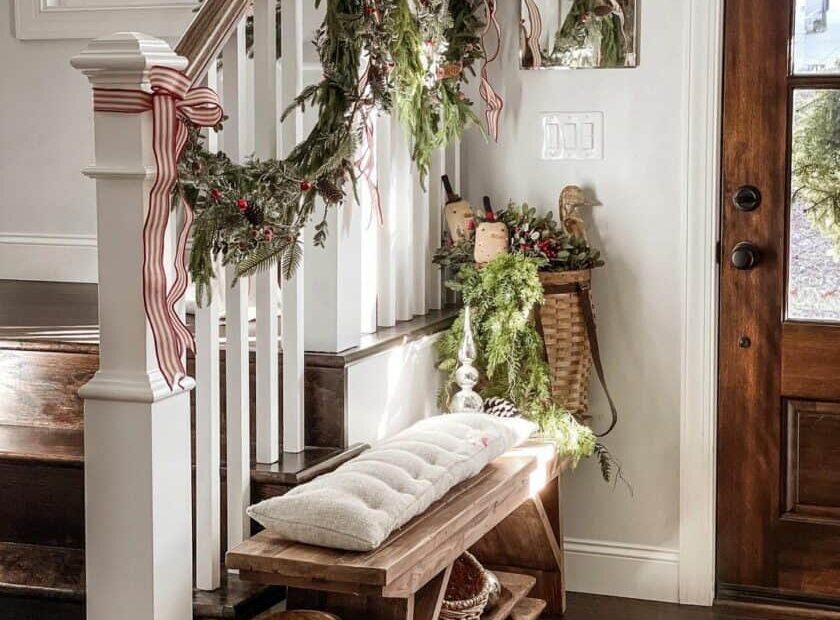 christmas decor for entryway table 30 Entryway Christmas Décor Ideas to You Home