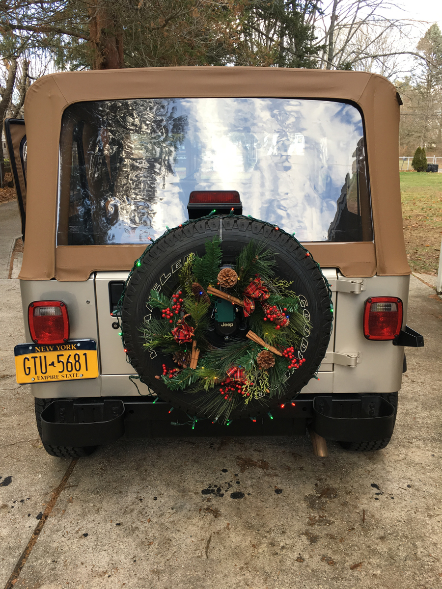 christmas decor for jeep wrangler Christmas decorations Jeep Wrangler Forum