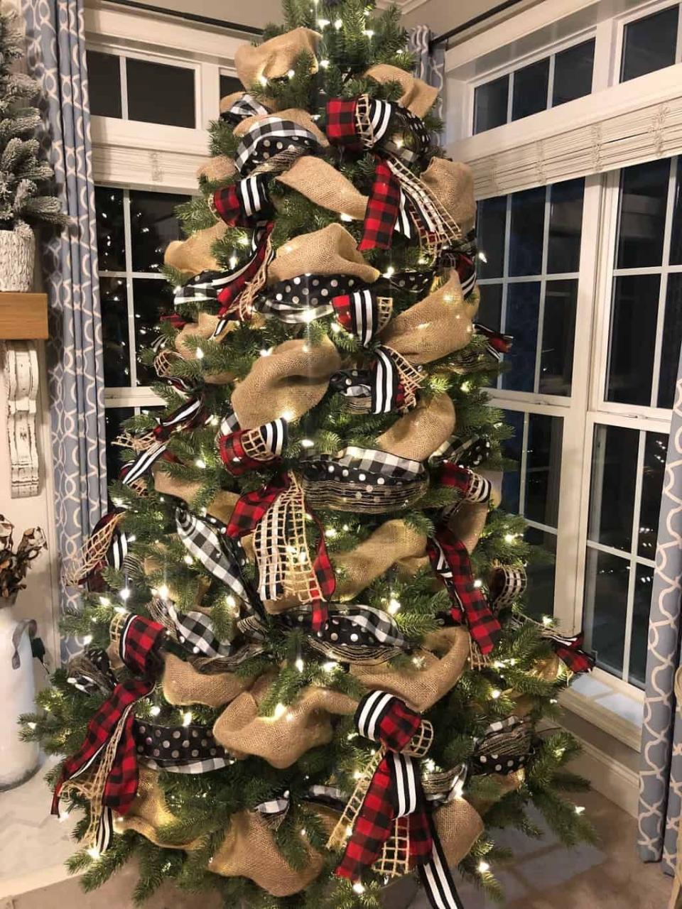 christmas decoration ideas on pinterest 15 Best Decorated Christmas Trees On The Christmas tree