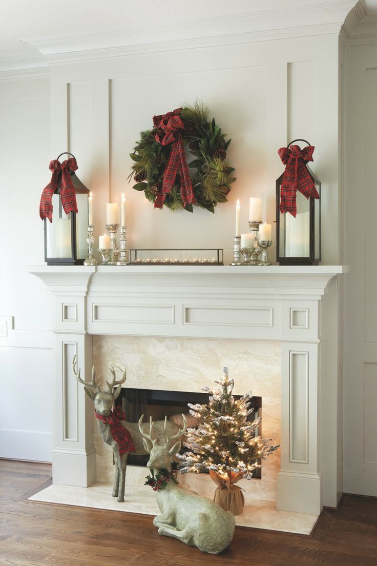 christmas decor ideas easy Simple Christmas Mantel Ideas Christmas mantle decor, Christmas