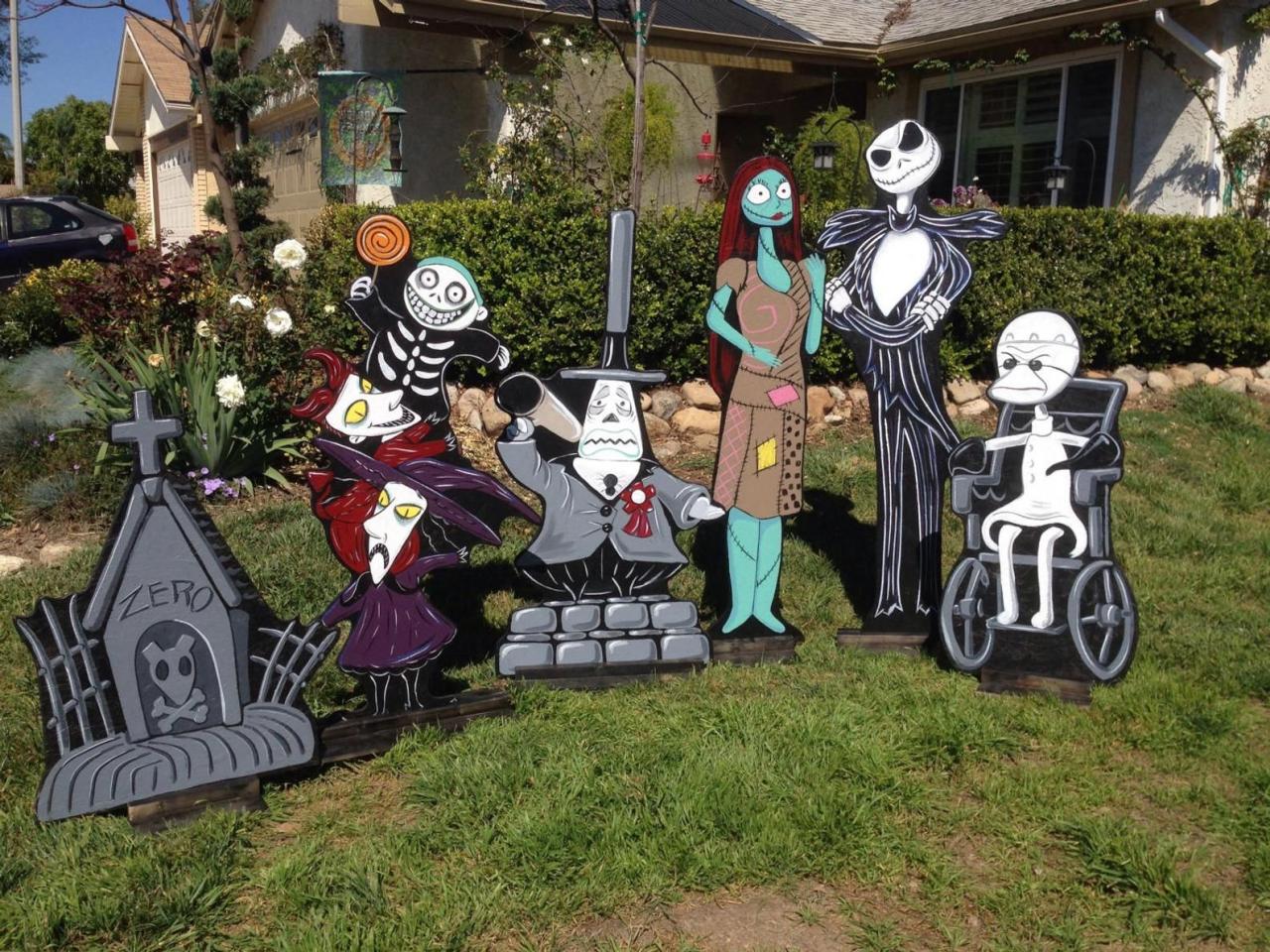 nightmare before christmas porch decor Nightmare Before Christmas Outdoor Decorations The Cake Boutique