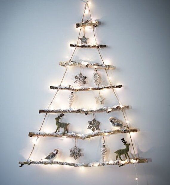 light up christmas tree wall decor 20++ Christmas Tree Wall Decor HOMYHOMEE