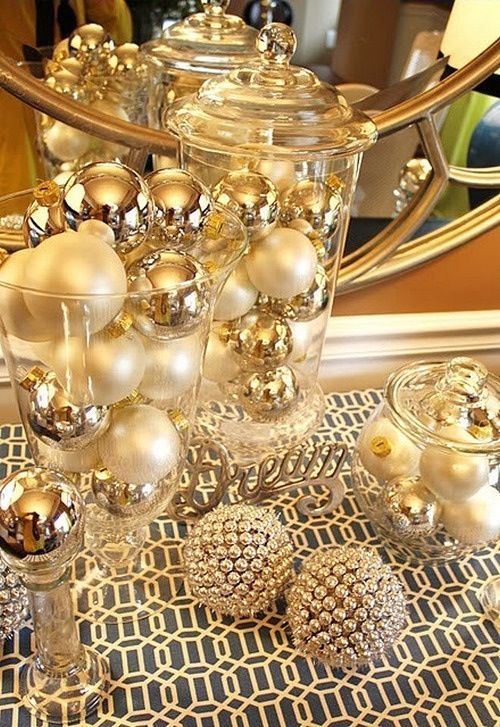 black white gold christmas decor Image result for Gold, black and white christmas decorating Gold