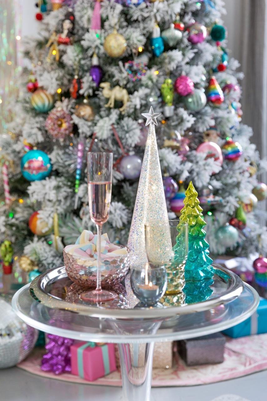 quirky christmas decoration ideas 20+ Quirky Christmas Table Decorations The Urban Decor