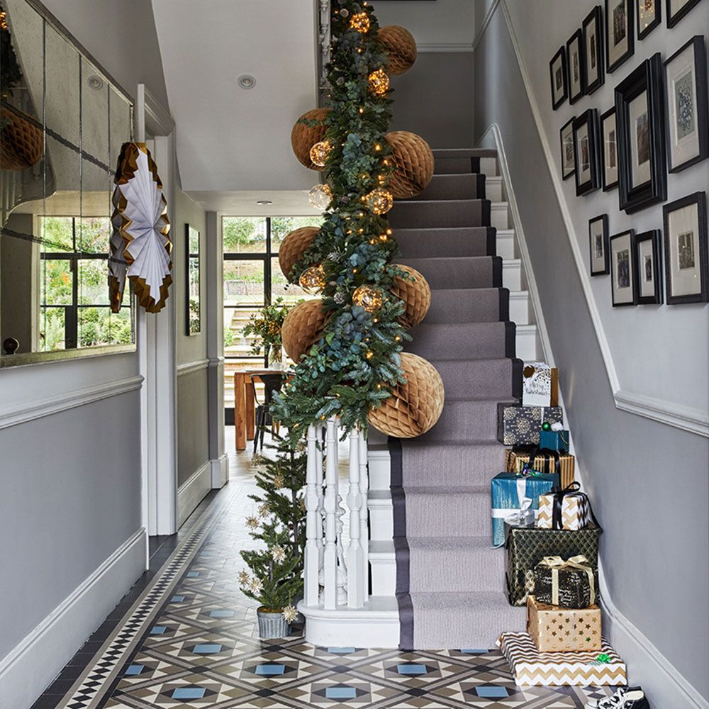 christmas decor for hallway 30 Christmas hallway decorating ideas for a festive first impression