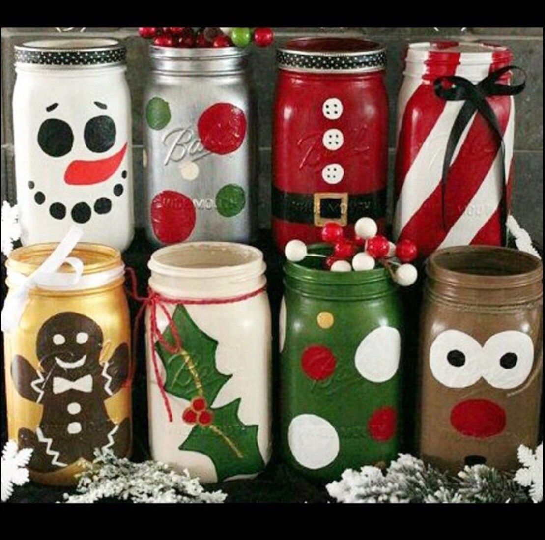 decorating christmas jars ideas Christmas In A Jar 20+ Cute Christmas Mason Jar Decoration Ideas