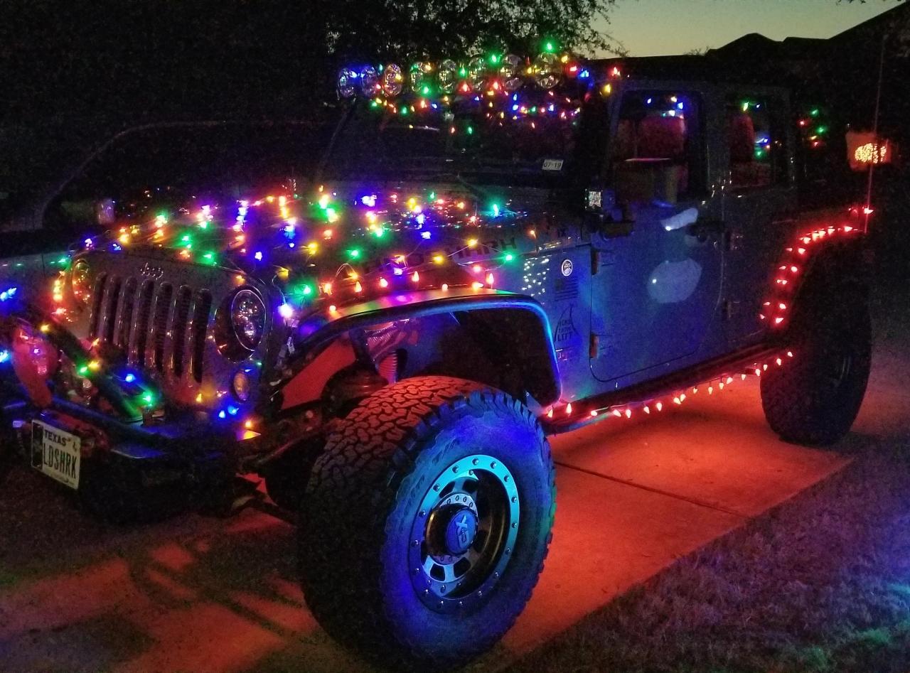 jeep outdoor christmas decorations I decorated my Jeep for Christmas! r/Jeep