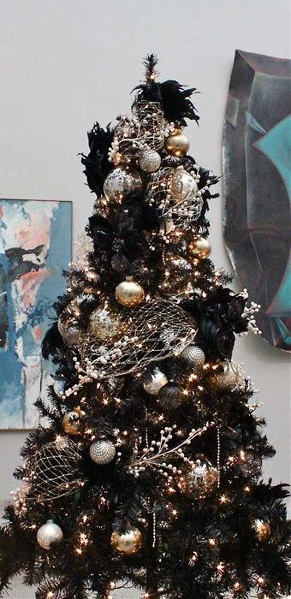 black and green christmas tree decor Modern Wall Decor Bathroom grey cozy decor homemydesign haircuaks