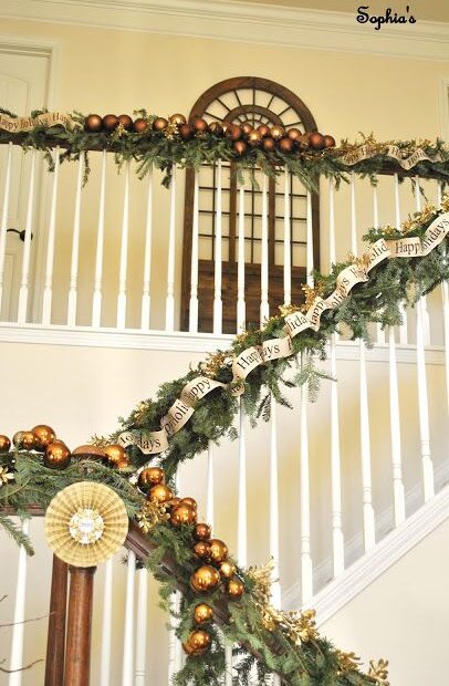 christmas decor for stairs Sophia's Christmas Stairs Christmas staircase decor, Christmas