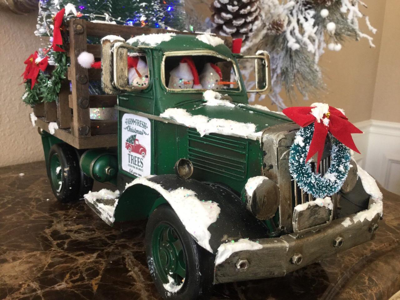 vintage christmas truck decor Farmhouse decor Rustic Truck decor Farmhouse Snowman Truck Etsy