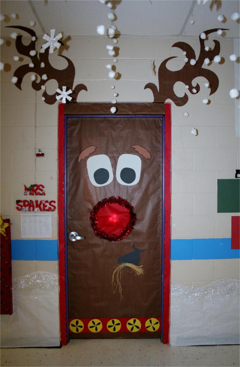 christmas decor for door ideas Idee natale fai da te, Divertimento natalizio