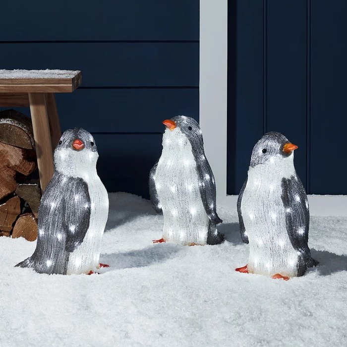 christmas decorations outdoor penguin Outdoor Acrylic Penguin Figure Trio Lights4fun.co.uk Our happy trio