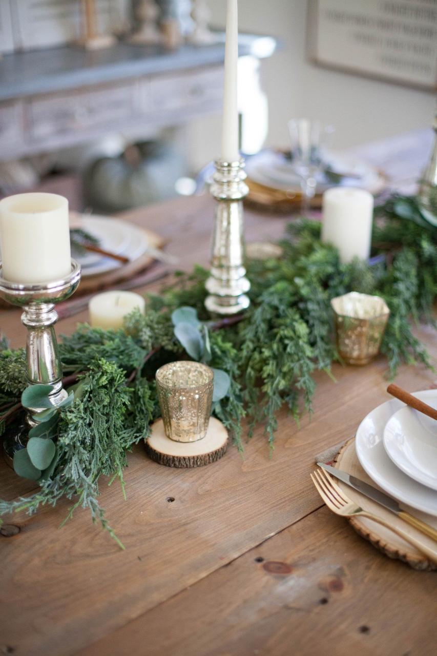 christmas table decor rustic 10+ Rustic Christmas Table Decorations DECOOMO