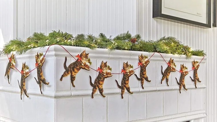 cat christmas decorations indoor Deck The Paws With These 12 CatInspired Christmas Decorations CatTime