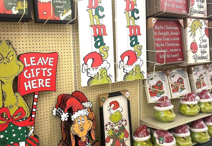 the grinch christmas decor hobby lobby Hobby Lobby Arts & Crafts Stores Grinch christmas decorations, Grinch