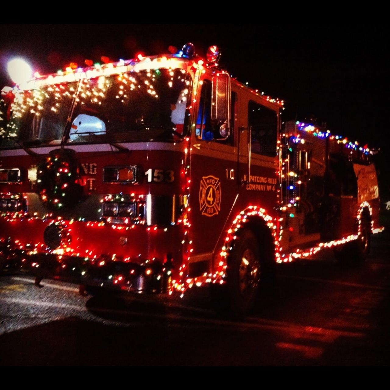 christmas fire truck decor Firefighter Themed Christmas Lights • Christmas Lights Ideas