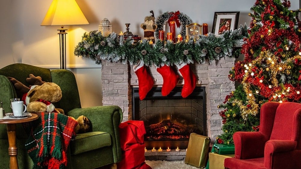 christmas decorating your home Christmas Decorating Based On Your Décor Style