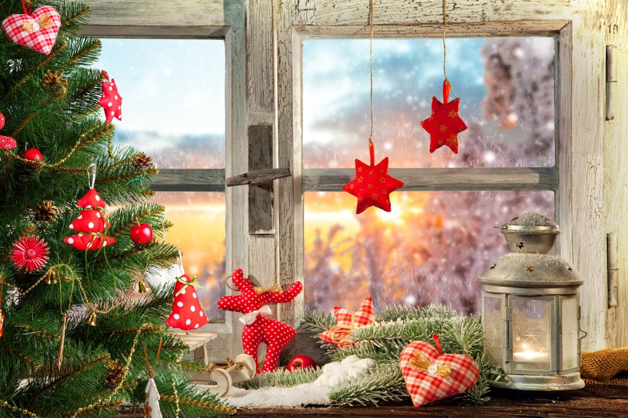 window sill christmas decor Christmas Window Sill Decorations Ideas House Christmas 2021