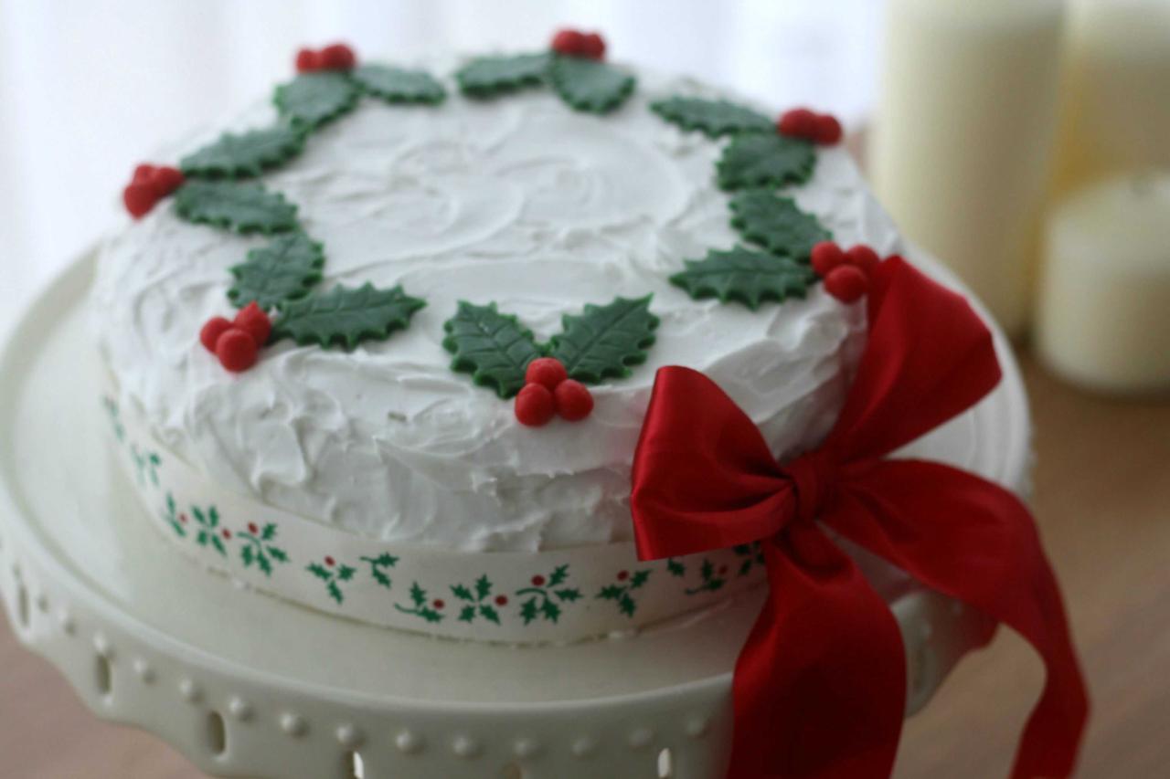 christmas cake decoration ideas easy 12 Christmas Cake Decorating Ideas