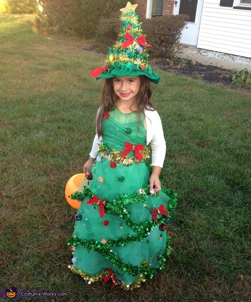 christmas decor costume ideas Christmas Tree Costume for Girls Easy DIY Costumes