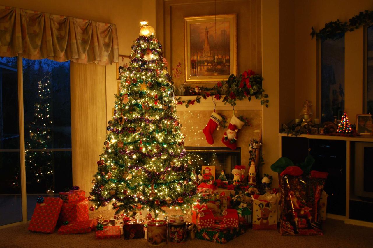 christmas decorations inside home Top 50 Christmas House Decorations Inside Home Decor Ideas UK