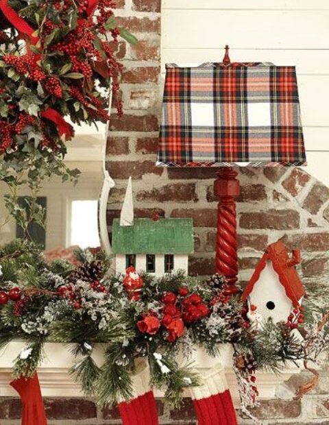 plaid christmas decor ideas 35 Cozy Plaid Décor Ideas For Christmas DigsDigs