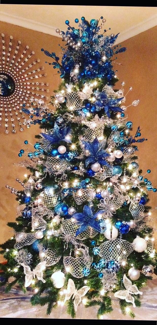 christmas tree decor blue and silver Blue and silver Christmas tree Blue christmas tree decorations, Blue