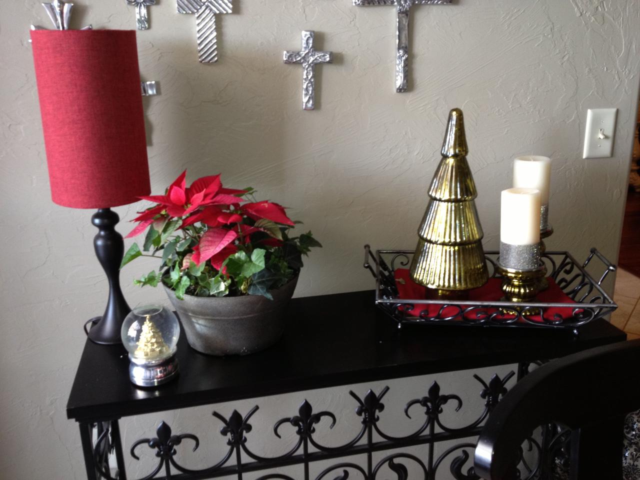 end table christmas decor ideas 30+ Christmas Side Table Decorations