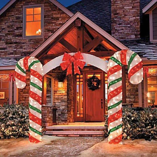 christmas decorations outdoor under  Cheap But Stunning Outdoor Christmas Decorations Ideas 01 Christmas